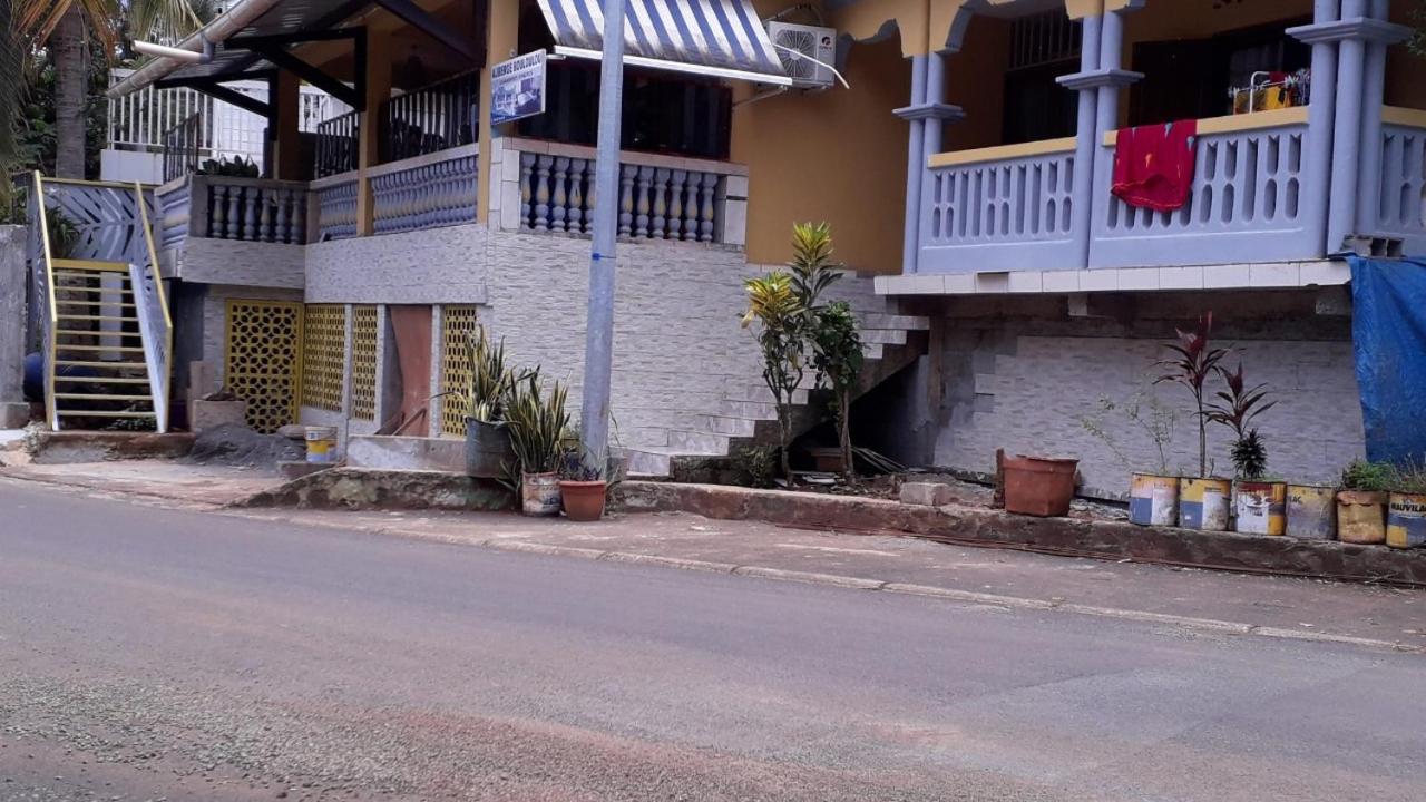 Auberge Bouloulou Boueni Exterior photo